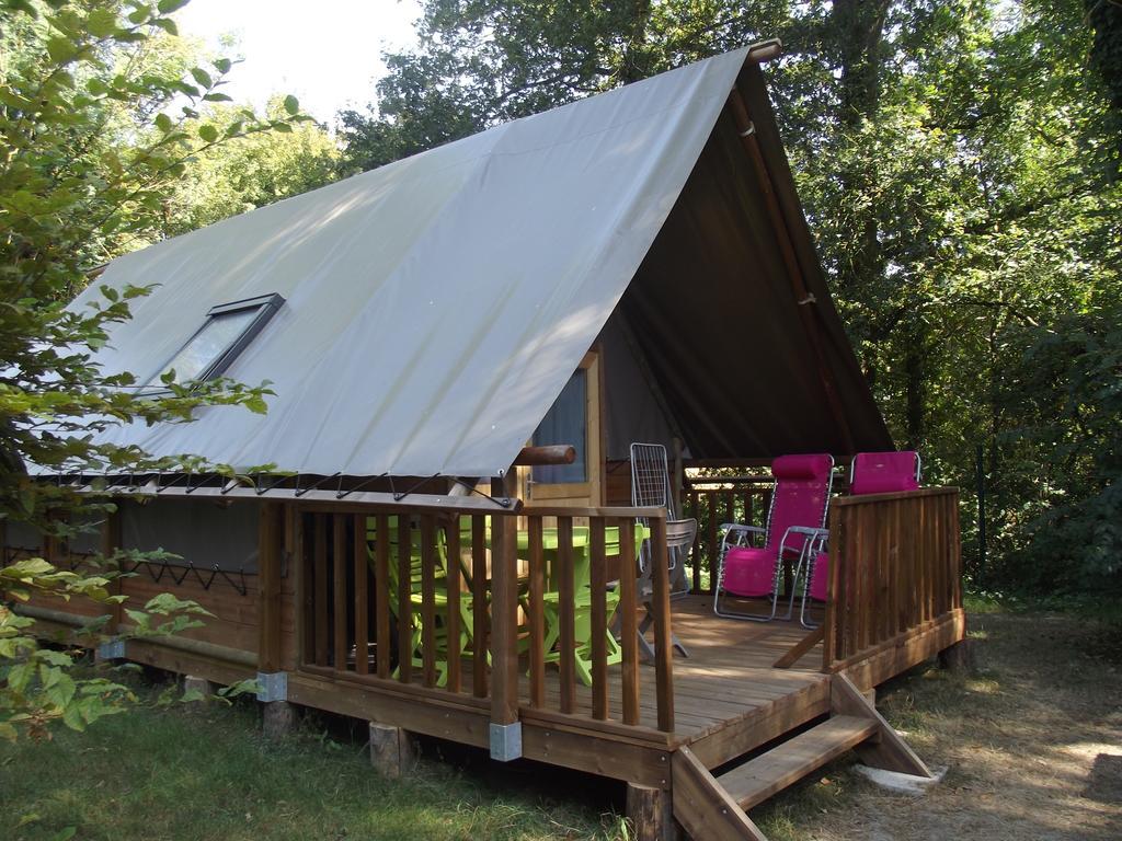 Camping Le Nid Du Parc Villars-les-Dombes Zewnętrze zdjęcie